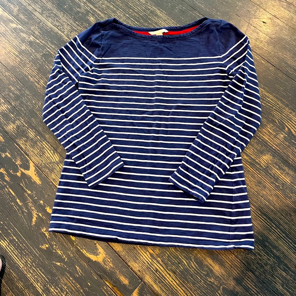 Banana Republic women’s long sleeve navy and white striped shirt size medium